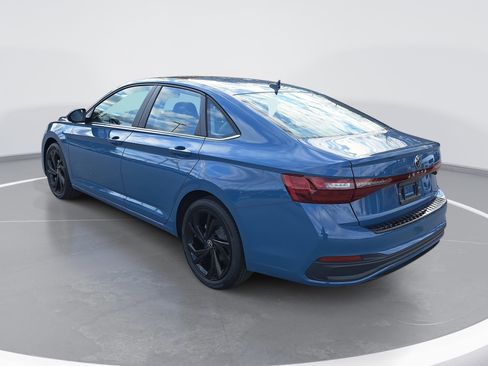 New 2026 Volkswagen Jetta SE image 5