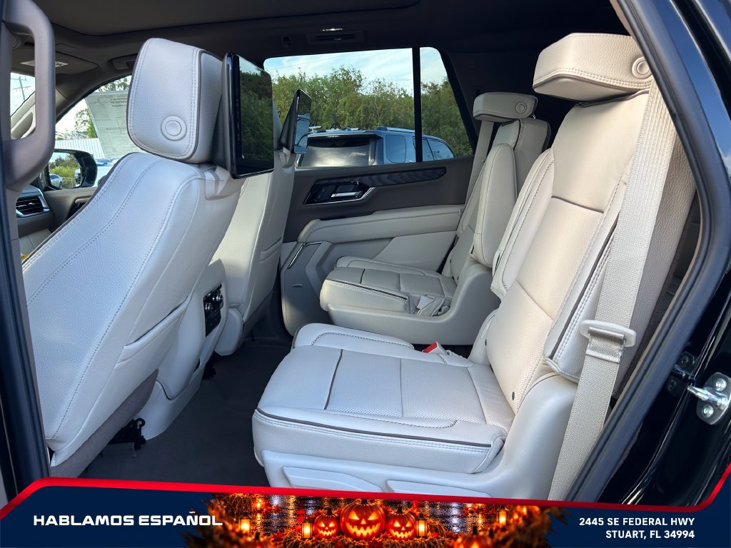 New 2026 GMC Yukon Denali w/ Denali Reserve Package AWD/4WD image 10