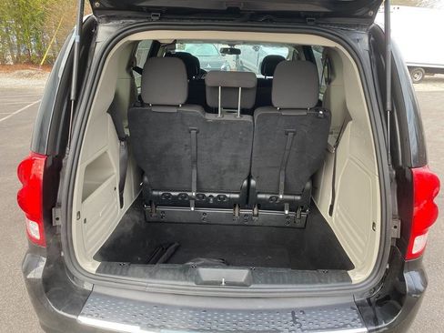 Used 2017 Dodge Grand Caravan SE w/ Power Window Group image 24