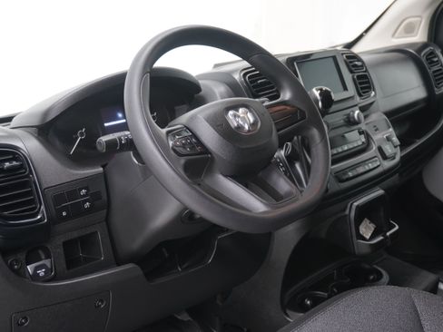 Used 2023 RAM ProMaster 2500 w/ Premium Appearance Group FWD image 8