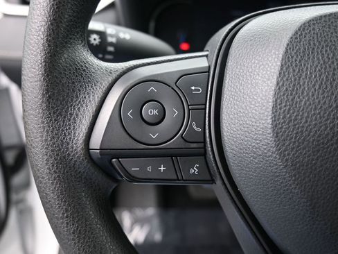 Used 2024 Toyota RAV4 LE image 22