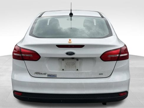 Used 2016 Ford Focus SE FWD image 5