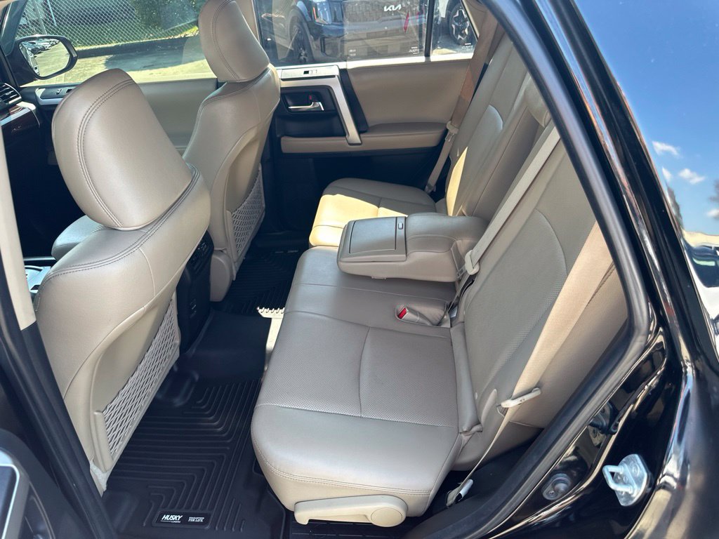 Used 2016 Toyota 4Runner Limited AWD/4WD image 31