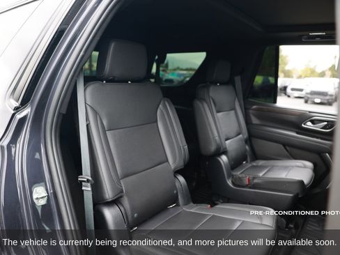 Used 2022 Chevrolet Tahoe Z71 image 13