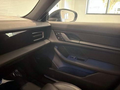 New 2026 Porsche Taycan 4S AWD/4WD image 20