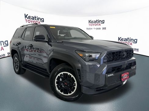 Certified 2025 Toyota 4Runner TRD Off-Road Premium image 3