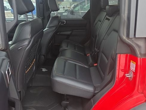 Used 2024 Ford Bronco Badlands image 27