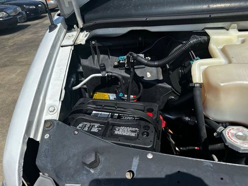 Used 2001 Chevrolet Express 1500 RWD image 56