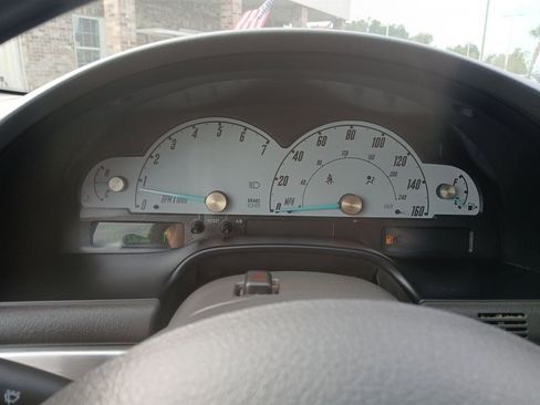 Used 2002 Ford Thunderbird Deluxe image 41