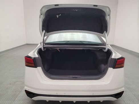 Used 2025 Nissan Altima 2.5 SV FWD image 29