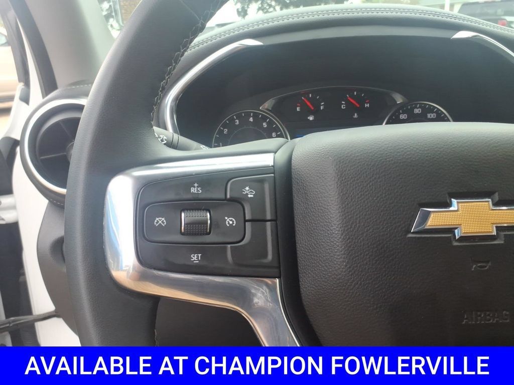 Used 2023 Chevrolet Blazer LT FWD image 16