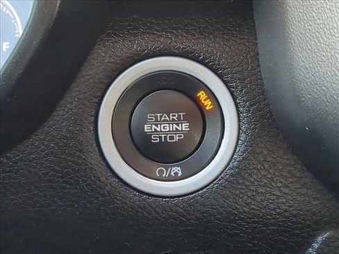 Used 2019 RAM 1500 Big Horn image 16