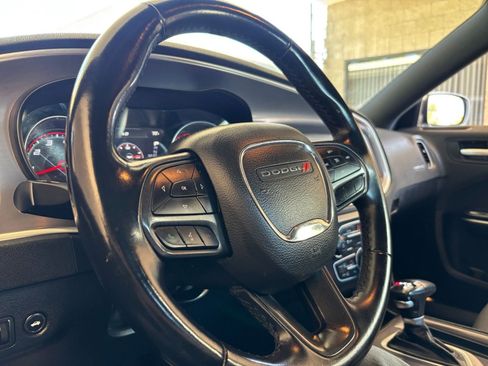 Used 2022 Dodge Charger SXT RWD image 35