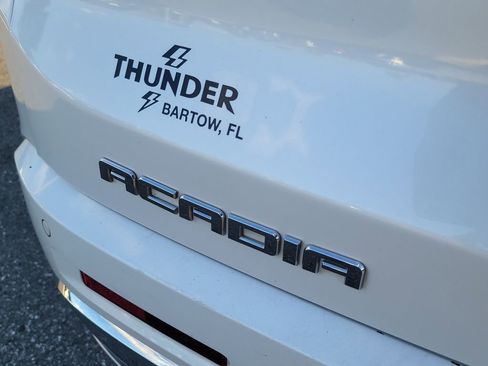 Used 2018 GMC Acadia Denali w/ Technology Package image 6