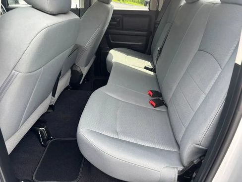 Used 2018 RAM 1500 Express w/ Express Value Package AWD/4WD image 13