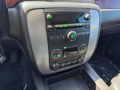Used 2014 GMC Yukon SLT AWD/4WD image 12