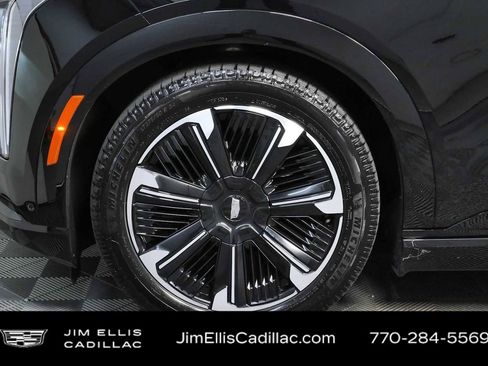 Certified 2026 Cadillac Escalade IQ Sport 2 AWD/4WD image 38
