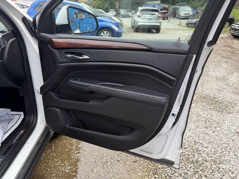 Used 2015 Cadillac SRX Luxury FWD image 15