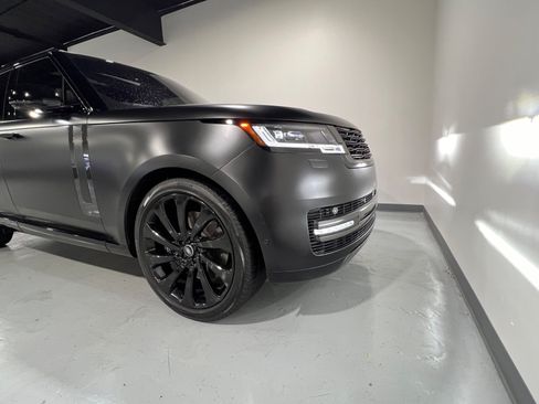 Used 2023 Land Rover Range Rover SE AWD/4WD image 21