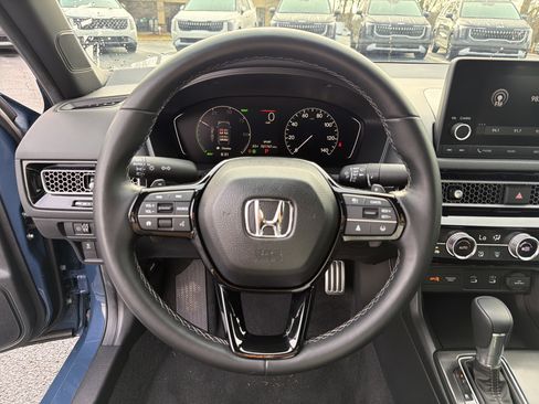 Used 2025 Honda Civic Sport image 23