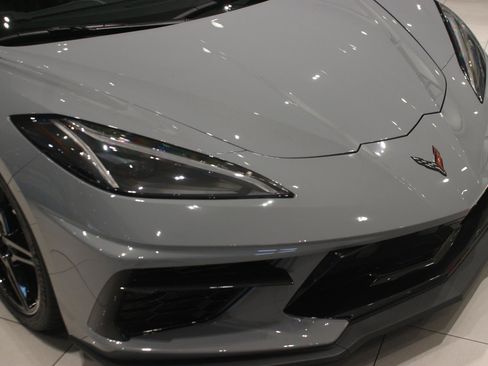 Used 2025 Chevrolet Corvette Stingray Coupe w/ Battery Protection Package image 8