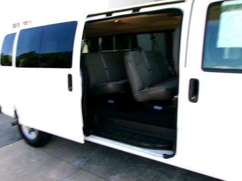 Used 2024 Chevrolet Express 3500 LT w/ LT Preferred Equipment Group RWD image 21