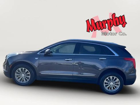 Used 2018 Cadillac XT5 Luxury w/ Driver Awareness Package FWD image 3
