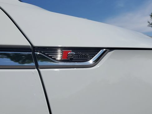 Used 2019 Audi A5 2.0T Premium w/ Convenience Package AWD/4WD image 7