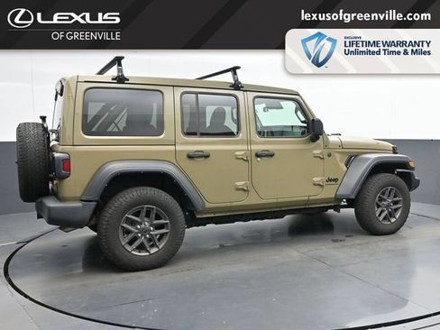 Used 2025 Jeep Wrangler Unlimited Sport AWD/4WD image 8