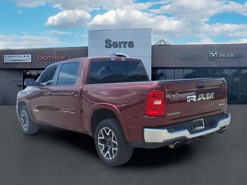 Used 2025 RAM 1500 Laramie AWD/4WD image 4