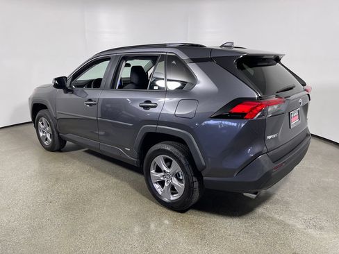 Certified 2024 Toyota RAV4 LE AWD/4WD image 5