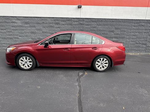 Used 2017 Subaru Legacy 2.5i w/ Alloy Wheel Package AWD/4WD image 12