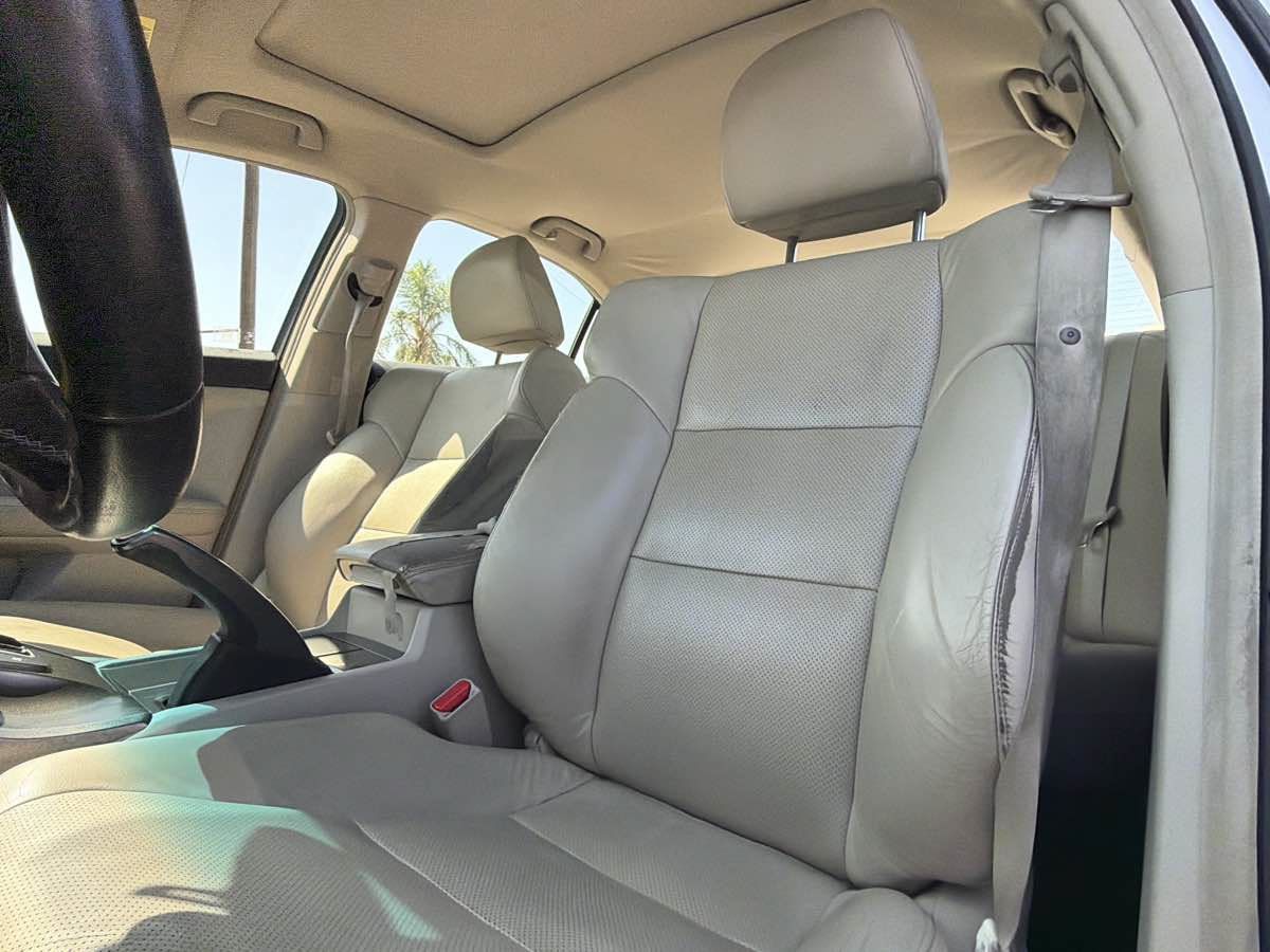 Used 2012 Acura TSX Sedan FWD image 8