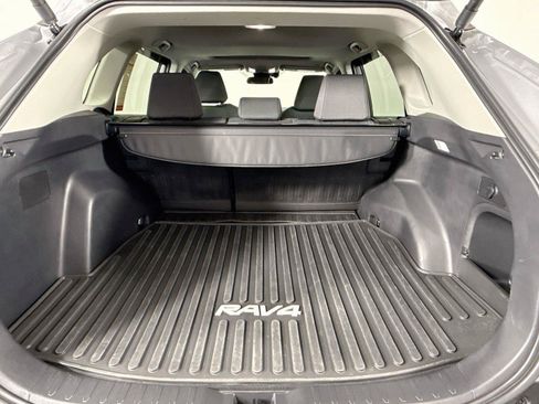 Certified 2025 Toyota RAV4 XLE w/ Convenience Package AWD/4WD image 38