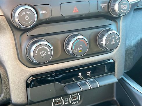 Used 2020 RAM 1500 Big Horn image 16