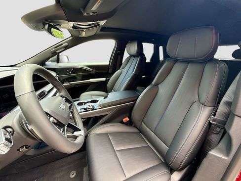 New 2025 Cadillac Lyriq Sport image 21