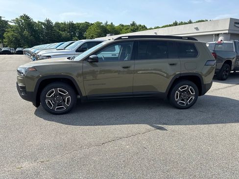New 2026 Jeep Cherokee Laredo AWD/4WD image 2