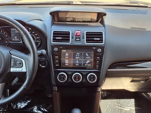 Used 2018 Subaru Forester 2.5i Touring w/ Popular Package #3B AWD/4WD image 15