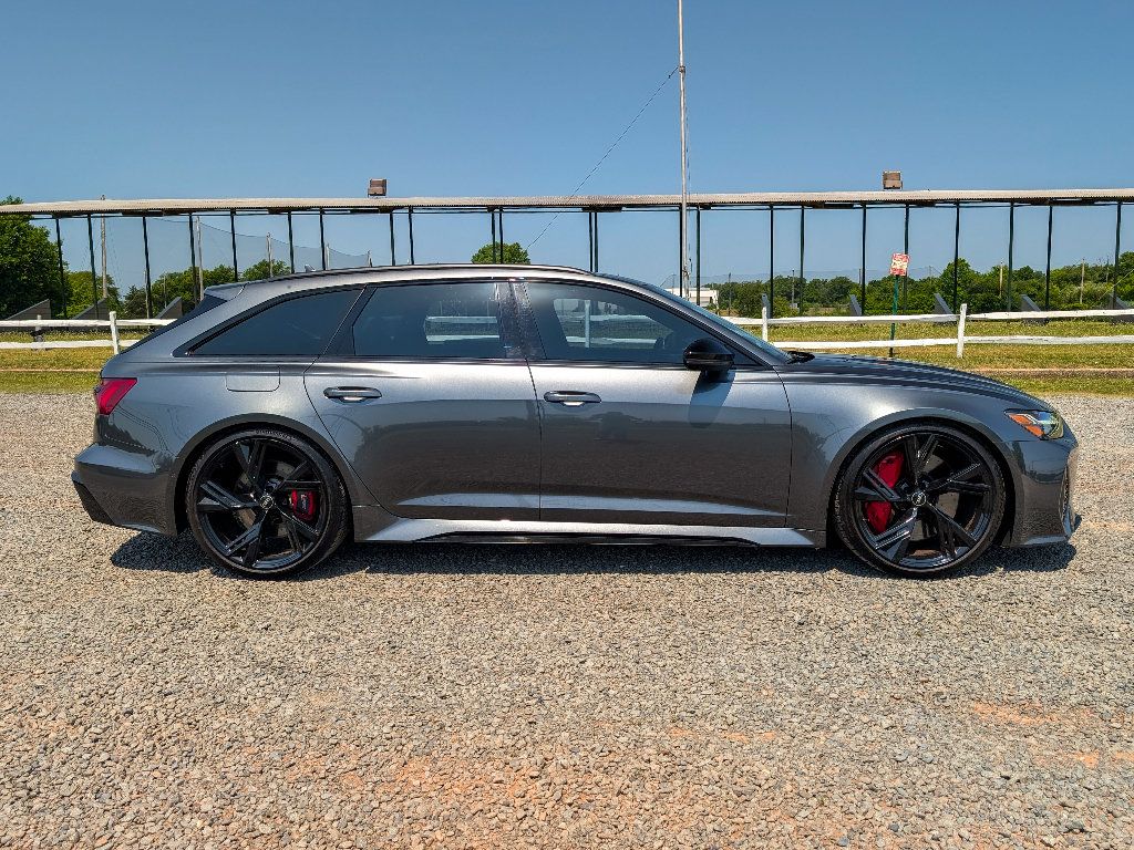 Used 2021 Audi RS 6 w/ Executive Package AWD/4WD image 4