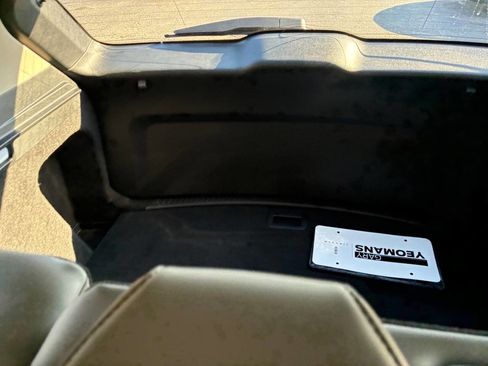 Used 2025 Lincoln Corsair Grand Touring image 8