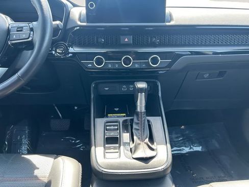 Used 2025 Honda CR-V Sport Touring image 11