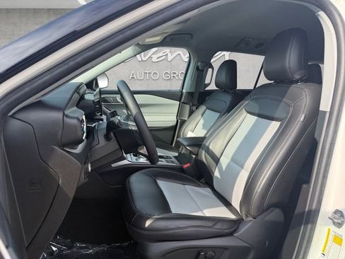 Used 2023 Ford Explorer XLT w/ Equipment Group 202A image 19