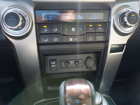 Used 2016 Toyota 4Runner Limited AWD/4WD image 34