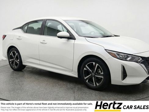 Used 2025 Nissan Sentra SV image 1