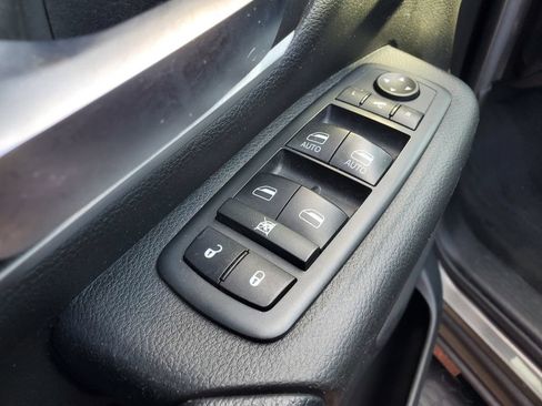 Used 2020 RAM 1500 Big Horn AWD/4WD image 16