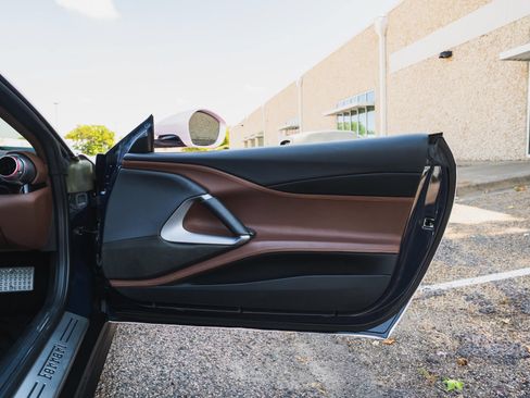 Used 2021 Ferrari 812 GTS RWD image 71