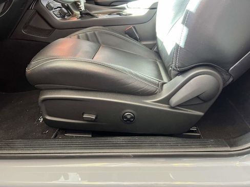 Used 2022 Dodge Challenger SRT Hellcat image 21