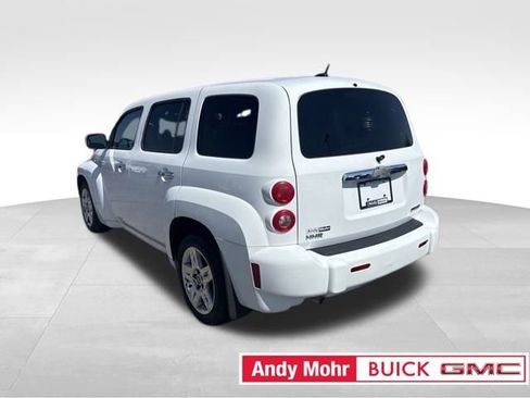 Used 2010 Chevrolet HHR LT image 8