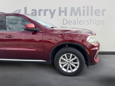 Certified 2022 Dodge Durango SXT w/ Trailer Tow Group IV image 12