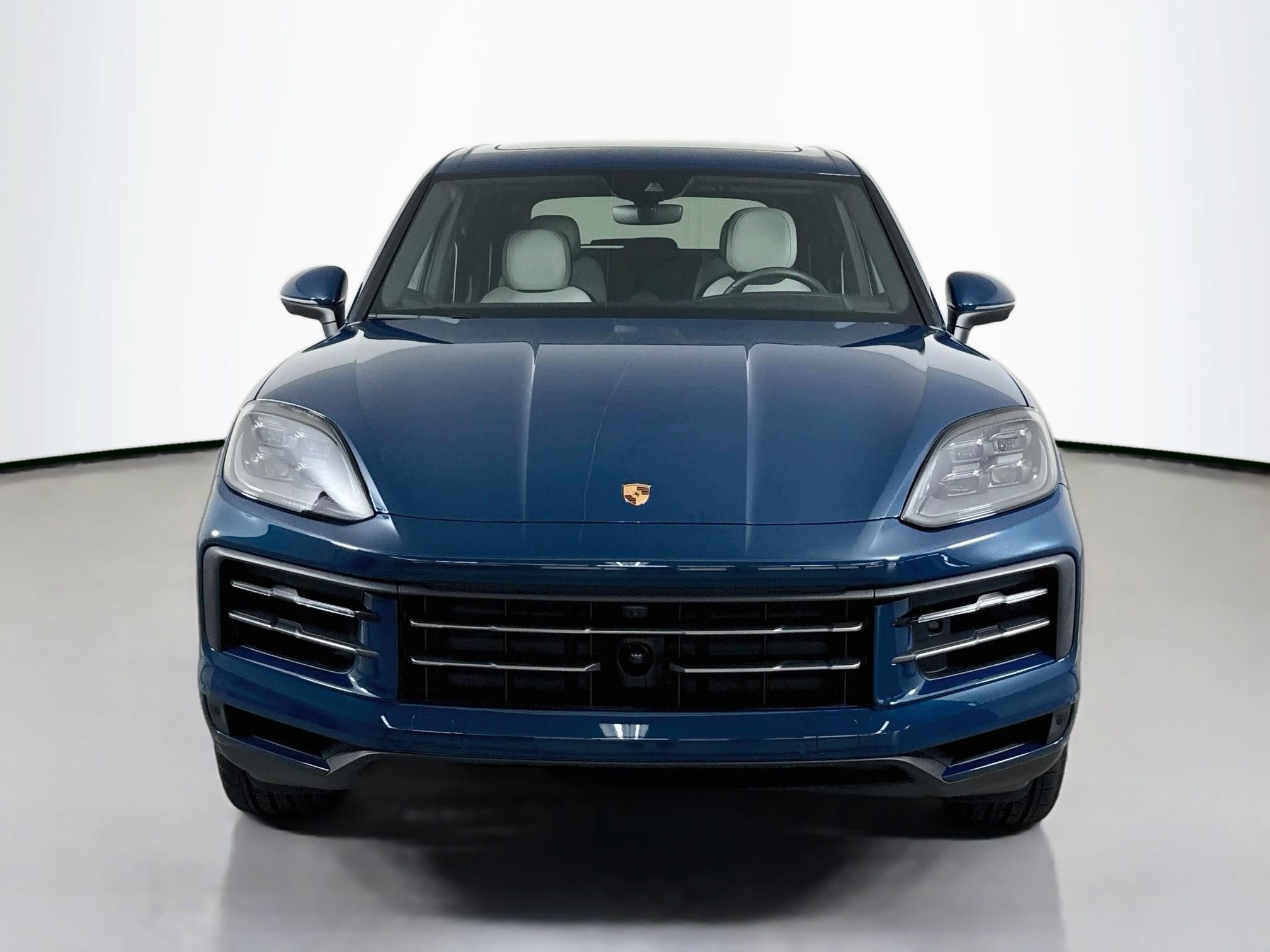 Certified 2026 Porsche Cayenne E-Hybrid AWD/4WD image 6